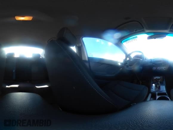 ✅ 2017 Kia Forte LX • VIN: 3KPFK4A78HE081419 • Lot: 43714968. Wystawiony na IAAI z przebiegiem 82 189 mil. Bezpłatny archiwum sprzedaży aukcyjnych z USA i szczegółowy raport historii pojazdu na DreamBid. Zdjęcie 18.