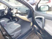 ✅ 2010 Toyota RAV4 • VIN: JTMBK4DV9AD010679 • Lot: 42457448. Listed on IAAI with 211,530 mi. Free auction sales archive from the USA and detailed vehicle history report at DreamBid. Image 5.