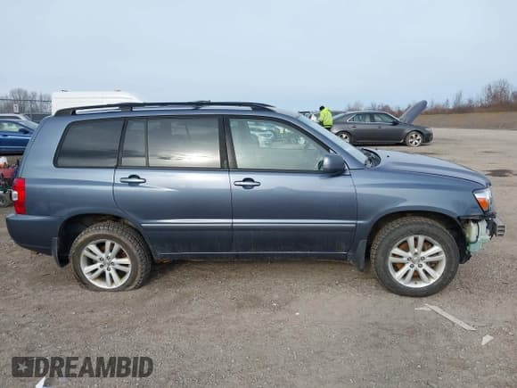 ✅ 2012 Acura MDX Advance • VIN: 2HNYD2H61CH004208 • Лот: 41884136. Опубликован ранее на IAAI с пробегом 195 602 миль. Бесплатный доступ к архиву аукционных продаж из США и подробный отчёт об истории автомобиля на DreamBid. Изображение 13.