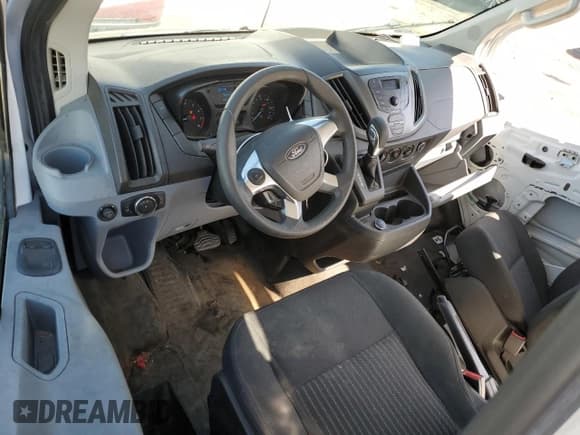 ✅ 2019 Ford Transit • VIN: 1FTYR1YM8KKB35045 • Lot: 47859065. Listed on Copart with 53,741 mi. Free auction sales archive from the USA and detailed vehicle history report at DreamBid. Image 8.