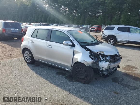 ✅ 2012 Scion xD • VIN: JTKKU4B46C1019471 • Lot: 86707725. Wystawiony na Copart z przebiegiem Nie podano. Bezpłatny archiwum sprzedaży aukcyjnych z USA i szczegółowy raport historii pojazdu na DreamBid. Zdjęcie 4.