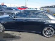 ✅ 2010 Mercedes-Benz E 63 AMG • VIN: WDDHF7HBXAA162896 • Лот: 41698765. Опубликован ранее на IAAI с пробегом 137 519 миль. Бесплатный доступ к архиву аукционных продаж из США и подробный отчёт об истории автомобиля на DreamBid. Изображение 14.