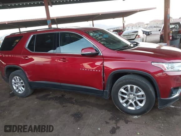 ✅ 2020 Chevrolet Traverse LT Cloth • VIN: 1GNERGKW7LJ104867 • Lot: 43674801. Listed on IAAI with 101,741 mi. Free auction sales archive from the USA and detailed vehicle history report at DreamBid. Image 13.