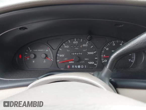 ✅ 2001 Ford Taurus SE • VIN: 1FAFP53UX1A179697 • Лот: 42988047. Опубликован ранее на IAAI с пробегом 224 205 миль. Бесплатный доступ к архиву аукционных продаж из США и подробный отчёт об истории автомобиля на DreamBid. Изображение 7.