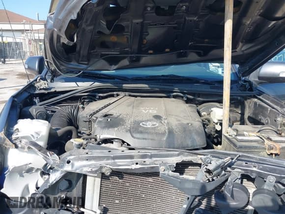 ✅ 2013 Toyota Tacoma • VIN: 3TMLU4EN2DM129101 • Lot: 43251172. Listed on IAAI with 171,384 mi. Free auction sales archive from the USA and detailed vehicle history report at DreamBid. Image 10.