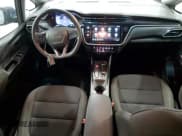 ✅ 2023 Chevrolet Bolt EV 1LT • VIN: 1G1FW6S01P4178584 • Lot: 52577934. Wystawiony na Copart z przebiegiem 25 656 mil. Bezpłatny archiwum sprzedaży aukcyjnych z USA i szczegółowy raport historii pojazdu na DreamBid. Zdjęcie 8.