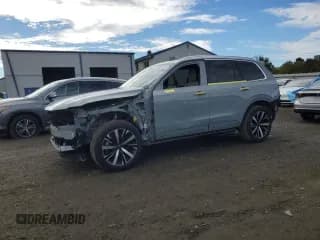 ✅ 2025 Volvo XC90 • VIN: YV4M12PA4S1361296 • Lot: 86230345. Wystawiony na Copart z przebiegiem 8 615 mil. Bezpłatny archiwum sprzedaży aukcyjnych z USA i szczegółowy raport historii pojazdu na DreamBid. Zdjęcie 1.