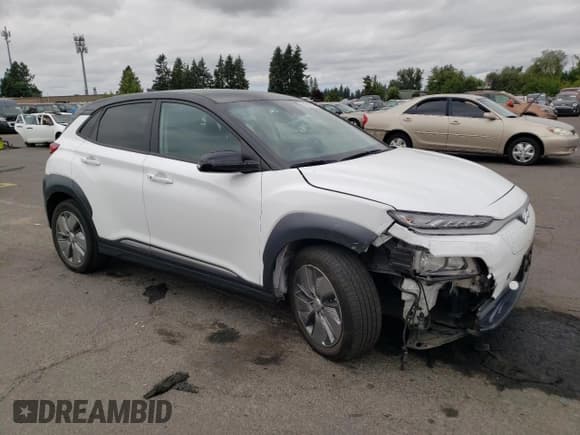 ✅ 2021 Hyundai Kona SEL • VIN: KM8K23AG7MU127581 • Лот: 61261253. Опубликован ранее на Copart с пробегом 16 912 миль. Бесплатный доступ к архиву аукционных продаж из США и подробный отчёт об истории автомобиля на DreamBid. Изображение 1.