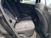 ✅ 2018 Hyundai Tucson Sport • VIN: KM8J33AL0JU763017 • Лот: 57763425. Опубликован ранее на Copart с пробегом 101 454 миль. Бесплатный доступ к архиву аукционных продаж из США и подробный отчёт об истории автомобиля на DreamBid. Изображение 10.