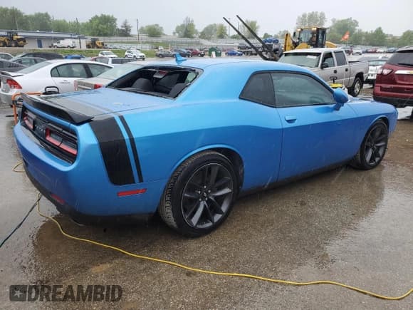 ✅ 2019 Dodge Challenger R/T Scat Pack • VIN: 2C3CDZFJ2KH675244 • Lot: 51374964. Wystawiony na Copart z przebiegiem 30 272 mil. Bezpłatny archiwum sprzedaży aukcyjnych z USA i szczegółowy raport historii pojazdu na DreamBid. Zdjęcie 3.