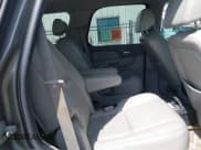 ✅ 2007 Chevrolet Tahoe LTZ • VIN: 1GNFC13097R308235 • Lot: 42516975. Listed on IAAI with 212,988 mi. Free auction sales archive from the USA and detailed vehicle history report at DreamBid. Image 8.