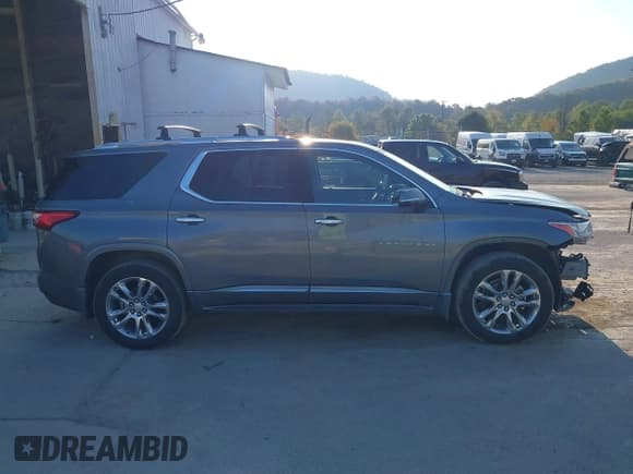 ✅ 2019 Chevrolet Traverse High Country • VIN: 1GNEVJKW4KJ289628 • Lot: 43254993. Listed on IAAI with 70,065 mi. Free auction sales archive from the USA and detailed vehicle history report at DreamBid. Image 14.