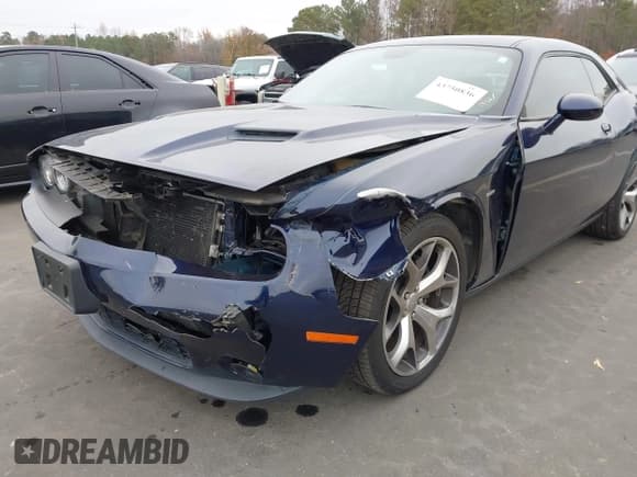 ✅ 2015 Dodge Challenger SXT Plus • VIN: 2C3CDZBG0FH719001 • Lot: 43750836. Wystawiony na IAAI z przebiegiem 78 492 mil. Bezpłatny archiwum sprzedaży aukcyjnych z USA i szczegółowy raport historii pojazdu na DreamBid. Zdjęcie 6.
