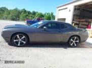 ✅ 2018 Dodge Challenger R/T • VIN: 2C3CDZBT1JH304646 • Лот: 42318186. Опубликован ранее на IAAI с пробегом 104 687 миль. Бесплатный доступ к архиву аукционных продаж из США и подробный отчёт об истории автомобиля на DreamBid. Изображение 14.