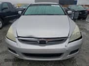 ✅ 2007 Honda Accord LX SE • VIN: 1HGCM56327A162685 • Lot: 82215575. Wystawiony na Copart z przebiegiem 331 401 mil. Bezpłatny archiwum sprzedaży aukcyjnych z USA i szczegółowy raport historii pojazdu na DreamBid. Zdjęcie 5.