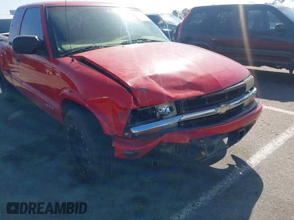 ✅ 2003 Chevrolet S-10 • VIN: 1GCCS19H738283671 • Лот: 41626567. Опубликован ранее на IAAI с пробегом 149 703 миль. Бесплатный доступ к архиву аукционных продаж из США и подробный отчёт об истории автомобиля на DreamBid. Изображение 6.