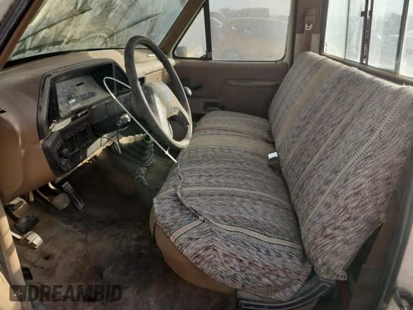 ✅ 1985 Ford F-150 • VIN: 1FTDF15Y3HPA88615 • Лот: 92452745. Опубликован ранее на Copart с пробегом 67 547 миль. Бесплатный доступ к архиву аукционных продаж из США и подробный отчёт об истории автомобиля на DreamBid. Изображение 7.