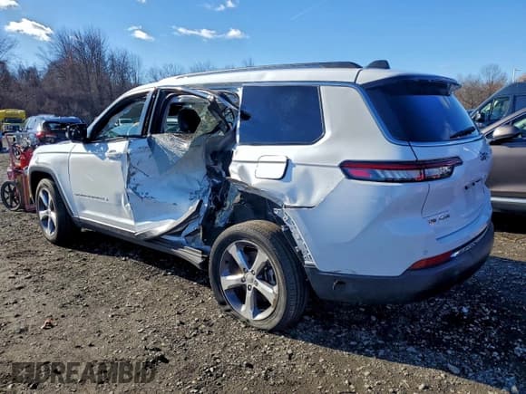 ✅ 2021 Jeep Grand Cherokee Limited • VIN: 1C4RJKBG6M8101058 • Lot: 94962265. Wystawiony na Copart z przebiegiem 44 271 mil. Bezpłatny archiwum sprzedaży aukcyjnych z USA i szczegółowy raport historii pojazdu na DreamBid. Zdjęcie 2.