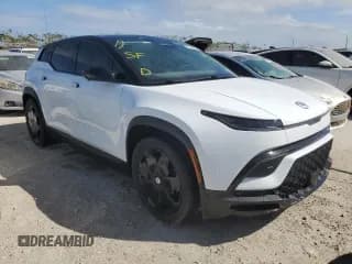 ✅ 2023 Fisker Ocean One • VIN: VCF1ZBU2XPG004379 • Lot: 76259084. Listed on Copart with 7,270 mi. Free auction sales archive from the USA and detailed vehicle history report at DreamBid. Image 4.