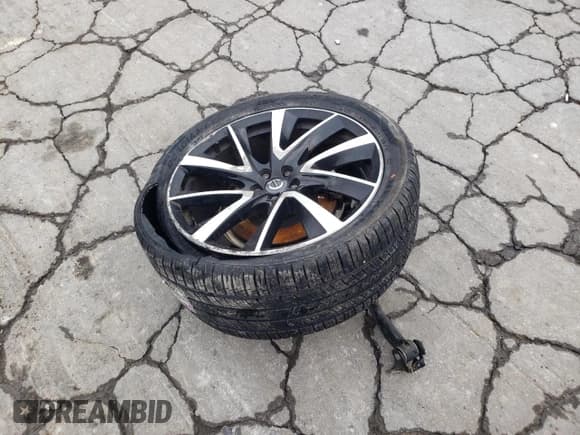 ✅ 2019 Volvo XC90 Momentum • VIN: YV4A22PK2K1441270 • Lot: 90532305. Listed on Copart with 115,460 mi. Free auction sales archive from the USA and detailed vehicle history report at DreamBid. Image 13.