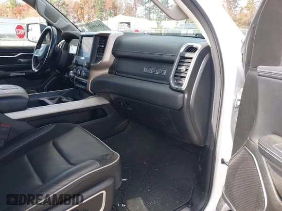 ✅ 2022 Ram 1500 Laramie • VIN: 1C6SRFJT3NN283361 • Lot: 43665541. Listed on IAAI with 109,005 mi. Free auction sales archive from the USA and detailed vehicle history report at DreamBid. Image 5.