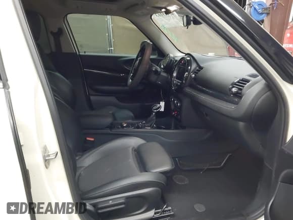 ✅ 2017 MINI Clubman Cooper S • VIN: WMWLN9C39H2E49735 • Лот: 42415163. Опубликован ранее на IAAI с пробегом 81 557 миль. Бесплатный доступ к архиву аукционных продаж из США и подробный отчёт об истории автомобиля на DreamBid. Изображение 5.