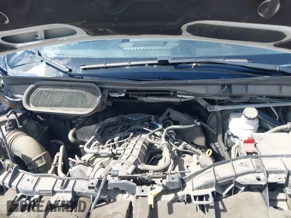 ✅ 2016 Ford Transit XL • VIN: 1FBAX2CG1GKB24186 • Lot: 42278114. Wystawiony na IAAI z przebiegiem 38 991 mil. Bezpłatny archiwum sprzedaży aukcyjnych z USA i szczegółowy raport historii pojazdu na DreamBid. Zdjęcie 10.