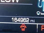 ✅ 2018 Chevrolet Impala LT • VIN: 2G1105SA6J9154235 • Lot: 43442358. Wystawiony na IAAI z przebiegiem 164 962 mil. Bezpłatny archiwum sprzedaży aukcyjnych z USA i szczegółowy raport historii pojazdu na DreamBid. Zdjęcie 15.