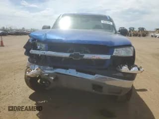 ✅ 2003 Chevrolet Silverado 2500 LS • VIN: 1GCGK29U03Z121413 • Lot: 58362095. Wystawiony na Copart z przebiegiem 237 557 mil. Bezpłatny archiwum sprzedaży aukcyjnych z USA i szczegółowy raport historii pojazdu na DreamBid. Zdjęcie 5.