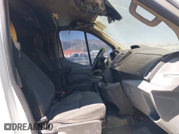 ✅ 2017 Ford Transit • VIN: 1FTYR2YM5HKA65955 • Лот: 42188818. Опубликован ранее на IAAI с пробегом Не указан. Бесплатный доступ к архиву аукционных продаж из США и подробный отчёт об истории автомобиля на DreamBid. Изображение 5.