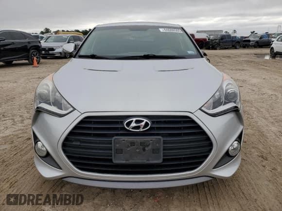 ✅ 2013 Hyundai Veloster Turbo • VIN: KMHTC6AE1DU106310 • Lot: 44688505. Wystawiony na Copart z przebiegiem 121 706 mil. Bezpłatny archiwum sprzedaży aukcyjnych z USA i szczegółowy raport historii pojazdu na DreamBid. Zdjęcie 5.