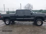 ✅ 2006 Chevrolet Silverado 2500HD LT3 • VIN: 1GCHK23U96F135779 • Lot: 43832475. Wystawiony na IAAI z przebiegiem Nie podano. Bezpłatny archiwum sprzedaży aukcyjnych z USA i szczegółowy raport historii pojazdu na DreamBid. Zdjęcie 14.