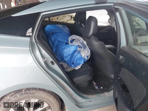 ✅ 2021 Toyota Prius LE • VIN: JTDL9MFU2M3030142 • Lot: 42728956. Wystawiony na IAAI z przebiegiem 60 729 mil. Bezpłatny archiwum sprzedaży aukcyjnych z USA i szczegółowy raport historii pojazdu na DreamBid. Zdjęcie 8.