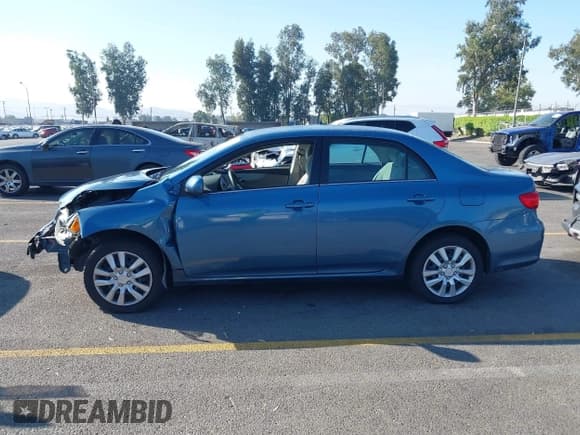 ✅ 2013 Toyota Corolla S • VIN: 5YFBU4EE4DP215370 • Lot: 43283365. Listed on IAAI with 182,843 mi. Free auction sales archive from the USA and detailed vehicle history report at DreamBid. Image 14.