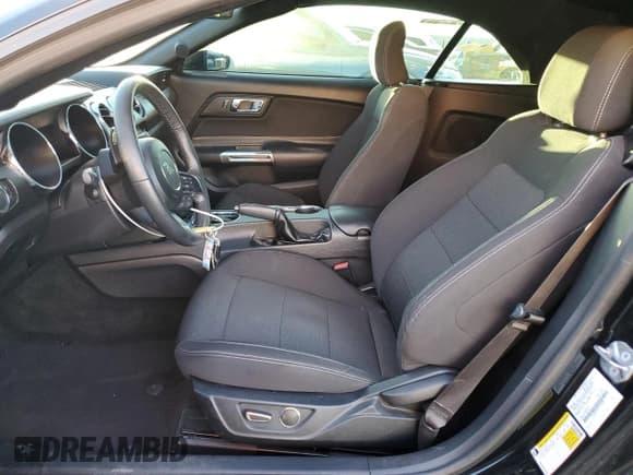 ✅ 2017 Ford Mustang V6 • VIN: 1FATP8EM2H5213068 • Lot: 44364015. Listed on Copart with 59,916 mi. Free auction sales archive from the USA and detailed vehicle history report at DreamBid. Image 7.