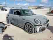2023 MINI Hardtop Cooper S with VIN WMW53DH08P2T68558, listed as a Copart auction lot 81202325 with 31,993 mi miles and Salvage title. Bid and sale history available at DreamBid. Image 4.