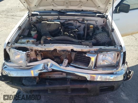 ✅ 2000 Nissan Frontier XE • VIN: 1N6DD21S9YC359419 • Лот: 90317195. Опубликован ранее на Copart с пробегом 106 535 миль. Бесплатный доступ к архиву аукционных продаж из США и подробный отчёт об истории автомобиля на DreamBid. Изображение 11.