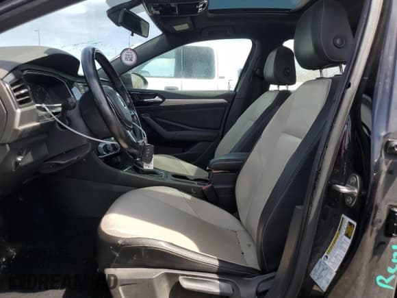 ✅ 2019 Volkswagen Jetta S • VIN: 3VWC57BU4KM095179 • Lot: 52039265. Wystawiony na Copart z przebiegiem 91 185 mil. Bezpłatny archiwum sprzedaży aukcyjnych z USA i szczegółowy raport historii pojazdu na DreamBid. Zdjęcie 7.