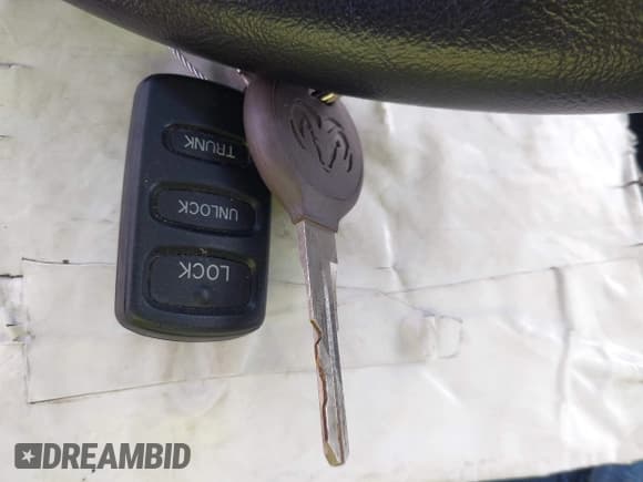 ✅ 2002 Dodge Stratus SE • VIN: 4B3AG42H52E010300 • Lot: 43594337. Wystawiony na IAAI z przebiegiem 131 531 mil. Bezpłatny archiwum sprzedaży aukcyjnych z USA i szczegółowy raport historii pojazdu na DreamBid. Zdjęcie 11.