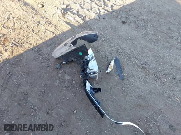 2017 Chevrolet Trax LS с VIN 3GNCJKSB9HL156872, выставлен на аукционе IAAI как лот 43070919 с пробегом 72 489 миль миль и . История ставок и продаж доступна на DreamBid. Изображение 12.