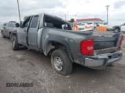 ✅ 2008 Chevrolet Silverado 2500HD 1LT • VIN: 1GCHK29698E151210 • Lot: 42301136. Wystawiony na IAAI z przebiegiem 281 091 mil. Bezpłatny archiwum sprzedaży aukcyjnych z USA i szczegółowy raport historii pojazdu na DreamBid. Zdjęcie 3.