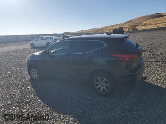 ✅ 2019 Nissan Rogue S • VIN: JN1BJ1CR4KW628653 • Лот: 86179185. Опубликован ранее на Copart с пробегом 220 043 миль. Бесплатный доступ к архиву аукционных продаж из США и подробный отчёт об истории автомобиля на DreamBid. Изображение 2.