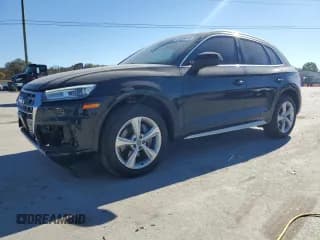 ✅ 2020 Audi Q5 Premium • VIN: WA1ANAFYXL2068611 • Lot: 91819655. Wystawiony na Copart z przebiegiem 74 129 mil. Bezpłatny archiwum sprzedaży aukcyjnych z USA i szczegółowy raport historii pojazdu na DreamBid. Zdjęcie 1.