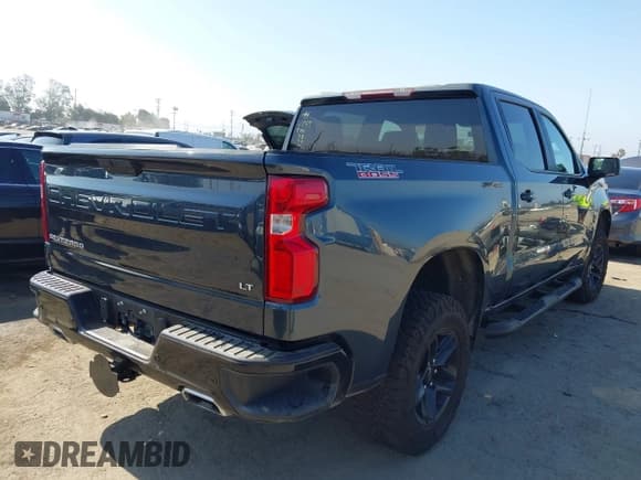 ✅ 2019 Chevrolet Silverado 1500 LT Trail Boss • VIN: 1GCPYFED9KZ332149 • Lot: 42720046. Wystawiony na IAAI z przebiegiem 89 370 mil. Bezpłatny archiwum sprzedaży aukcyjnych z USA i szczegółowy raport historii pojazdu na DreamBid. Zdjęcie 4.