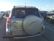 ✅ 2012 Toyota RAV4 Limited • VIN: 2T3DK4DV2CW092625 • Lot: 43617835. Wystawiony na IAAI z przebiegiem 162 980 mil. Bezpłatny archiwum sprzedaży aukcyjnych z USA i szczegółowy raport historii pojazdu na DreamBid. Zdjęcie 16.