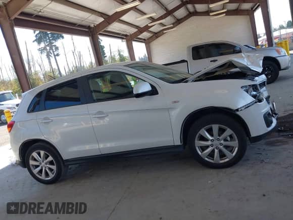 2013 Mitsubishi Outlander ES with VIN 4A4AR3AU6DE004696, listed as a IAAI auction lot 43034732 with 65,921 mi miles and . Bid and sale history available at DreamBid. Image 13.