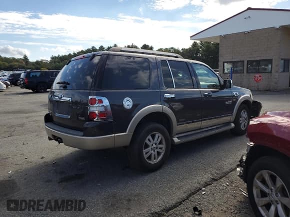 ✅ 2007 Ford Explorer Eddie Bauer • VIN: 1FMEU74E27UB73235 • Lot: 85557145. Wystawiony na Copart z przebiegiem 109 480 mil. Bezpłatny archiwum sprzedaży aukcyjnych z USA i szczegółowy raport historii pojazdu na DreamBid. Zdjęcie 3.