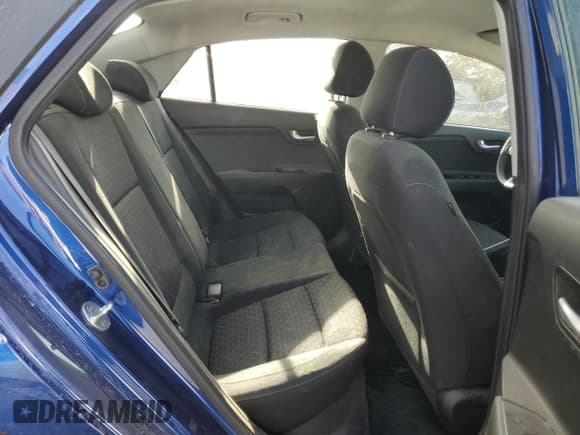 ✅ 2018 Kia Rio S • VIN: 3KPA24AB4JE085374 • Lot: 92054625. Wystawiony na Copart z przebiegiem 60 786 mil. Bezpłatny archiwum sprzedaży aukcyjnych z USA i szczegółowy raport historii pojazdu na DreamBid. Zdjęcie 10.