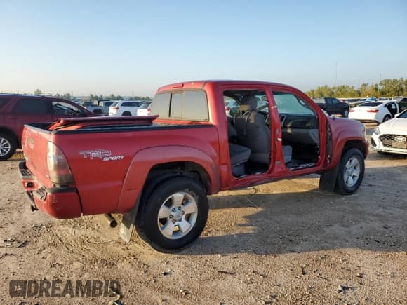 ✅ 2013 Toyota Tacoma • VIN: 3TMLU4EN6DM128601 • Лот: 89832845. Опубликован ранее на Copart с пробегом 270 664 миль. Бесплатный доступ к архиву аукционных продаж из США и подробный отчёт об истории автомобиля на DreamBid. Изображение 3.