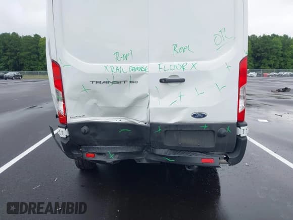 ✅ 2024 Ford Transit Cargo • VIN: 1FTYE1C81RKA49723 • Lot: 42916823. Listed on IAAI with 10,930 mi. Free auction sales archive from the USA and detailed vehicle history report at DreamBid. Image 6.